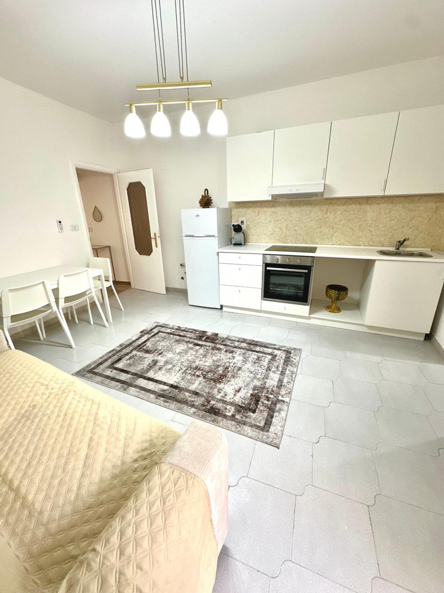 The View Apartment Scilla Bagian luar foto